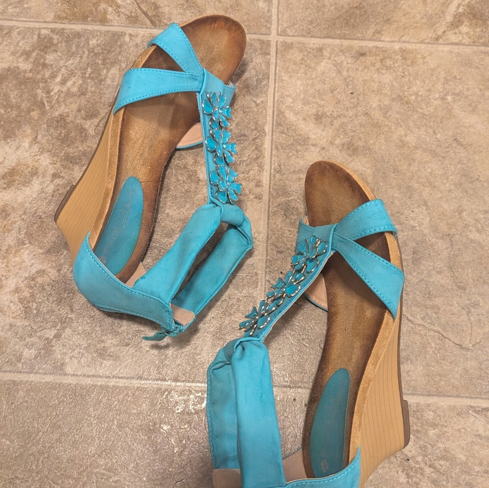 Patrizia Women's Blue Sandals Size 7